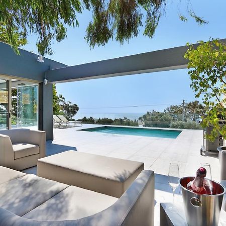 Valtameri By Totalstay Camps Bay Exterior photo