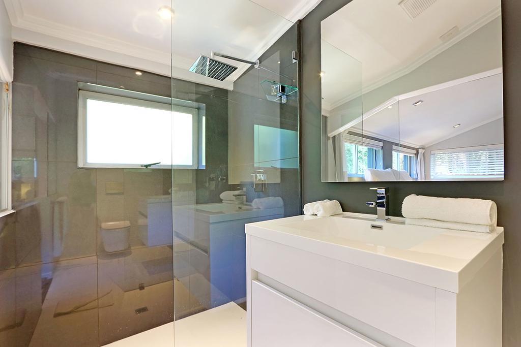 Valtameri By Totalstay Camps Bay Exterior photo